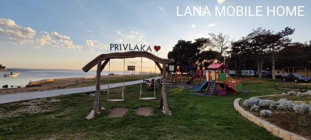 Mobile Home Lana Dalmacija Kamp Privlaka Privlaka  Εξωτερικό φωτογραφία